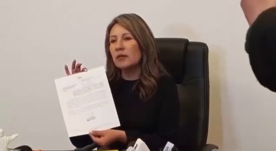 Senadora denuncia amenazas tras proponer recompensa por paradero de Evo